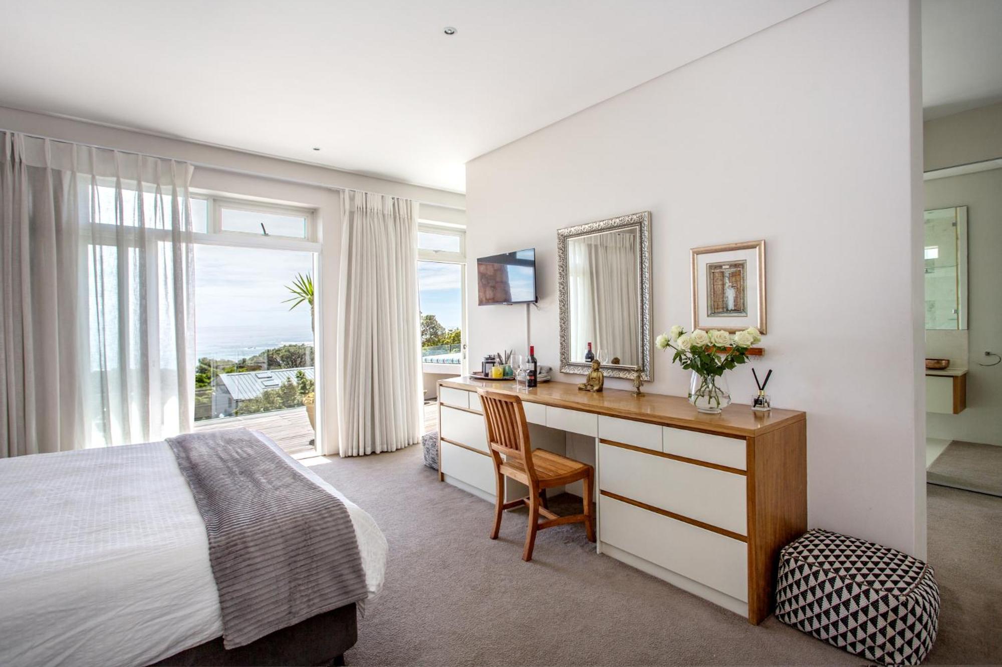 Far Horizons Camps Bay Hotel Cape Town Bagian luar foto