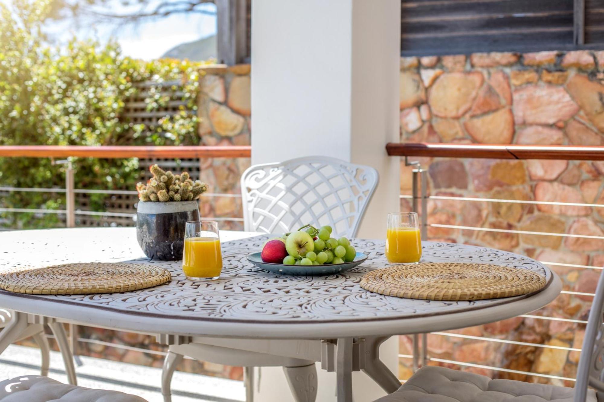Far Horizons Camps Bay Hotel Cape Town Bagian luar foto