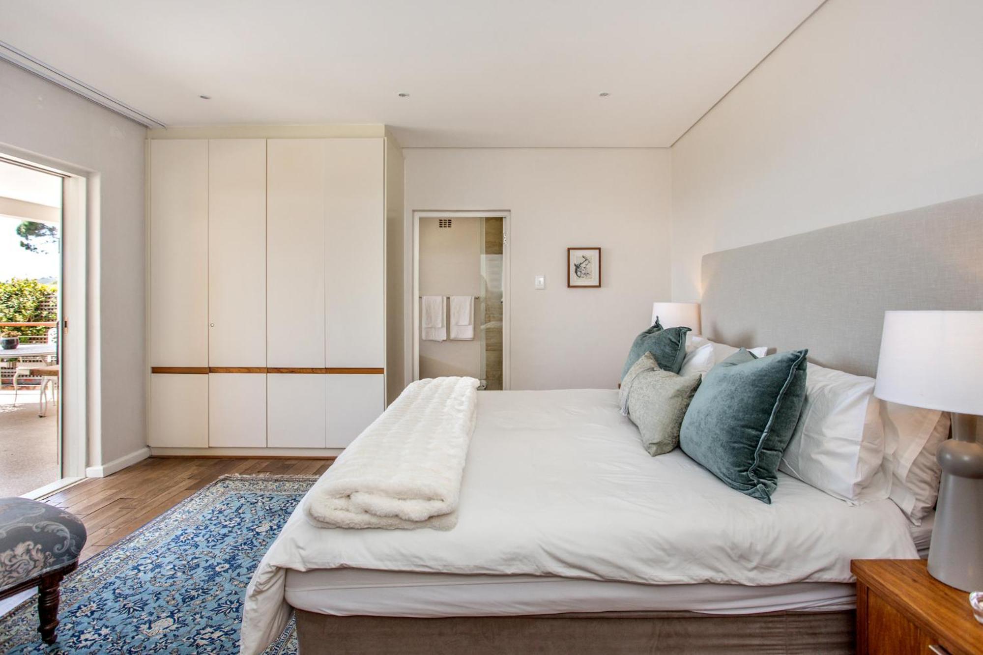 Far Horizons Camps Bay Hotel Cape Town Bagian luar foto